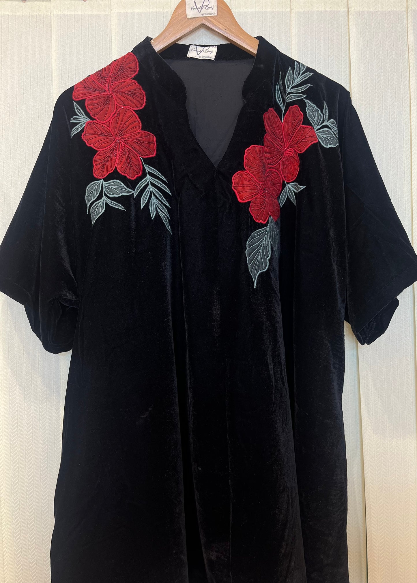 Hibiscus Velvet Top