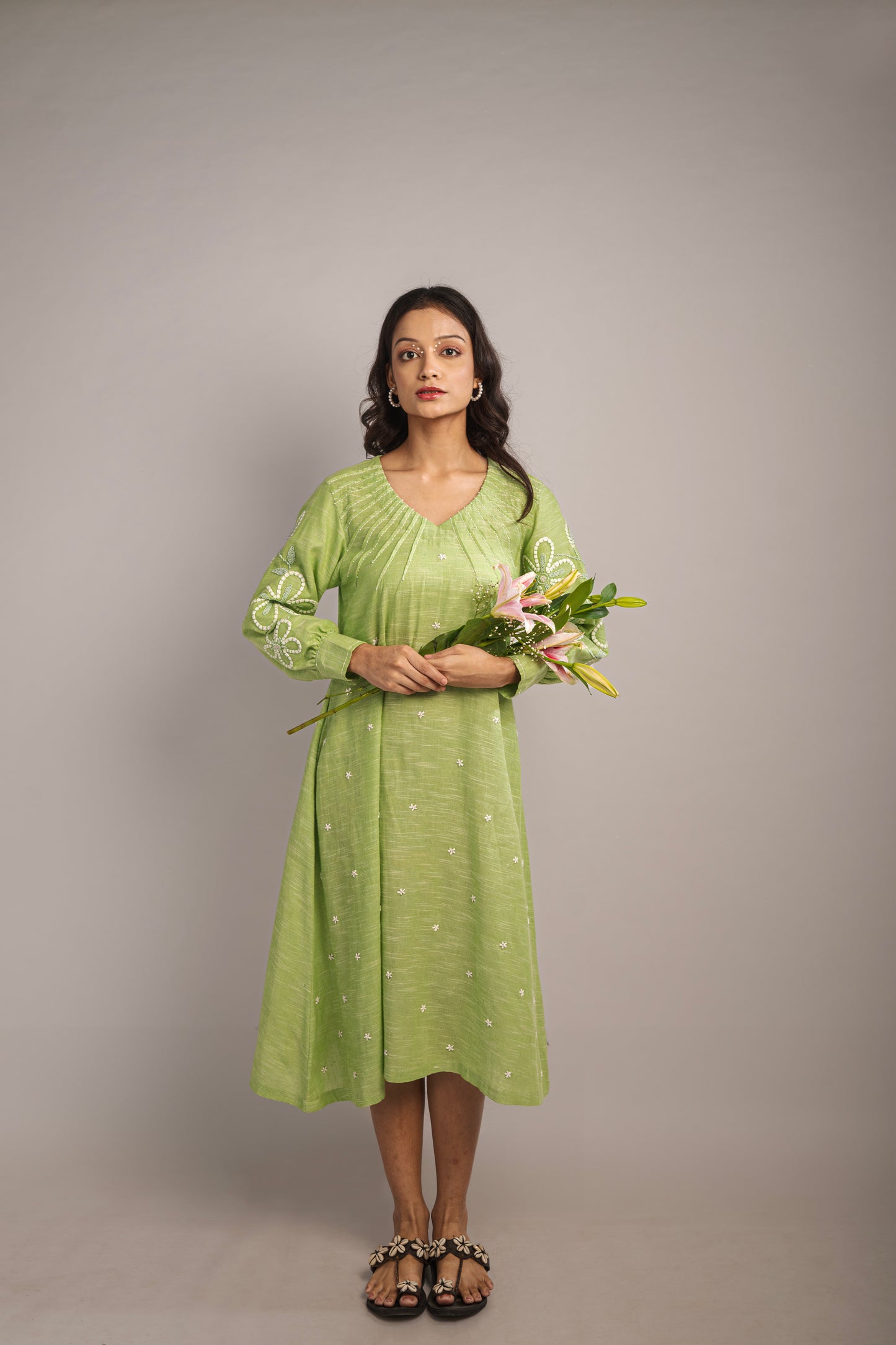 Floral Rays embroidered Midi Dress