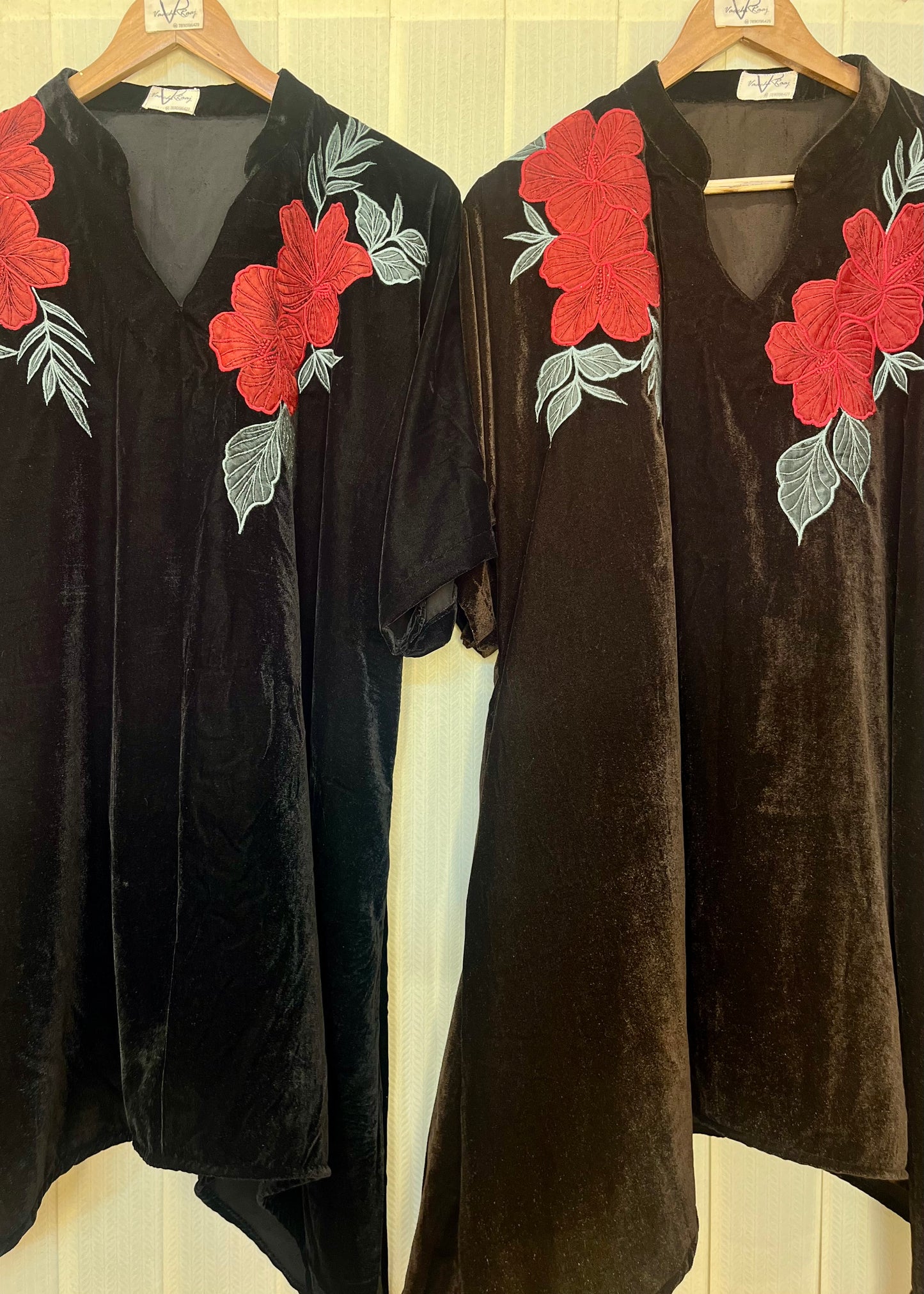 Hibiscus Velvet Top