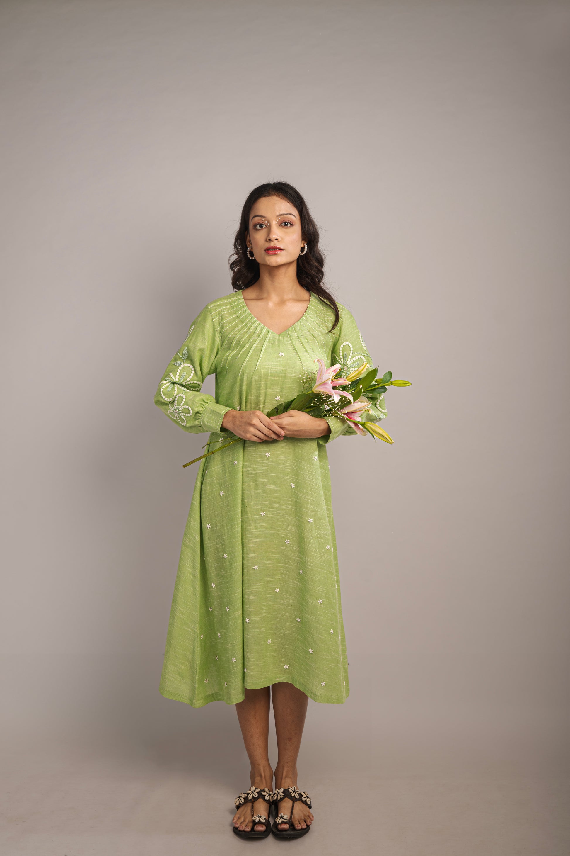Floral Rays embroidered Midi Dress Floral Rays embroidered Midi Dress